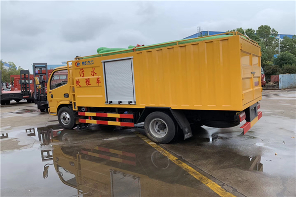 十年磨一劍程力吸糞吸污車突破傳統(tǒng)，全新升級(jí)吸污凈化車盡顯神通