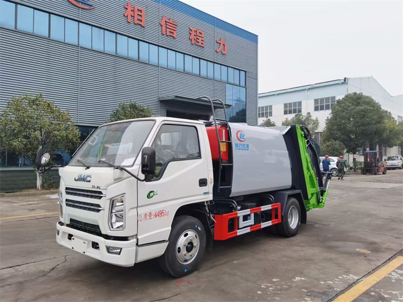 江鈴4立方壓縮垃圾車