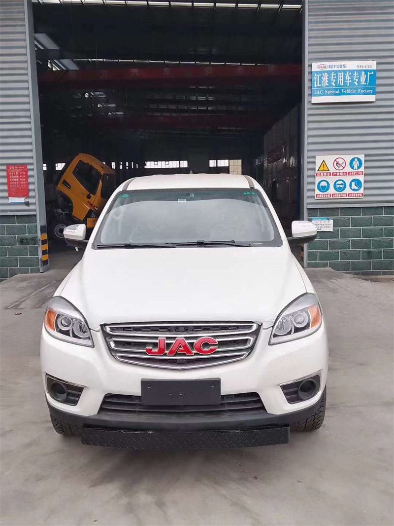 江淮T6旗艦型柴油四驅(qū)長(zhǎng)軸清障車